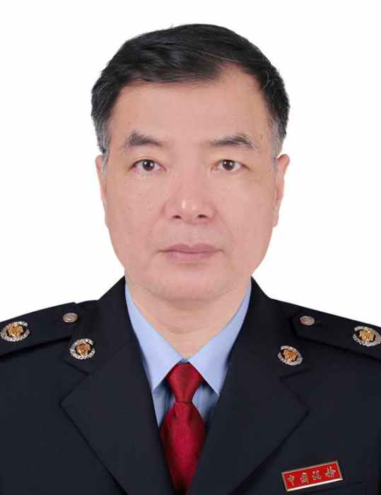 張俊輝(廣東省潮州市國家稅務局副調研員) 張俊輝(廣東省潮州市國家稅務局副調研員)