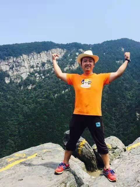 陳學偉(海口市海聯中學副校長) 陳學偉(海口市海聯中學副校長)