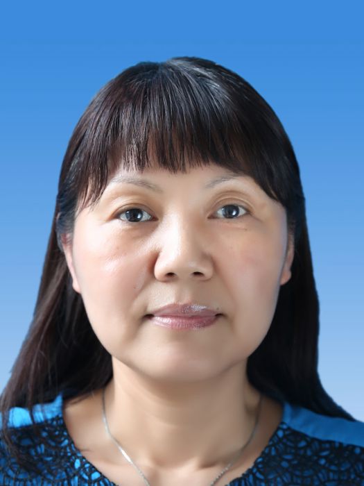 熊英(成都市司法局黨組成員、副局長) 熊英(成都市司法局黨組成員、副局長)
