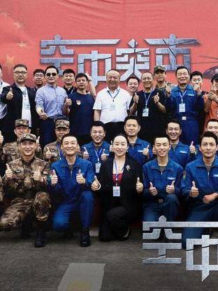 林永健(中國內地男演員、西藏文藝志願者協會顧問、中國電視藝術家協會副主席) 林永健(中國內地男演員、西藏文藝志願者協會顧問、中國電視藝術家協會副主席)