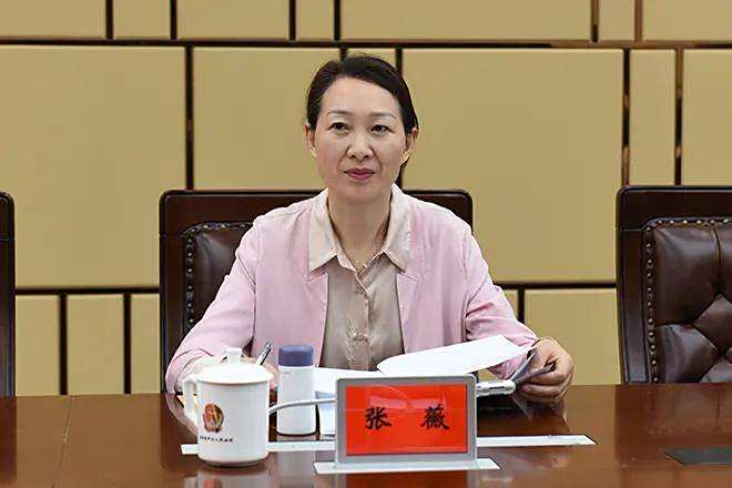 張薇(江蘇鹽城經濟技術開發區政法委(綜治辦)書記(主任)) 張薇(江蘇鹽城經濟技術開發區政法委(綜治辦)書記(主任))