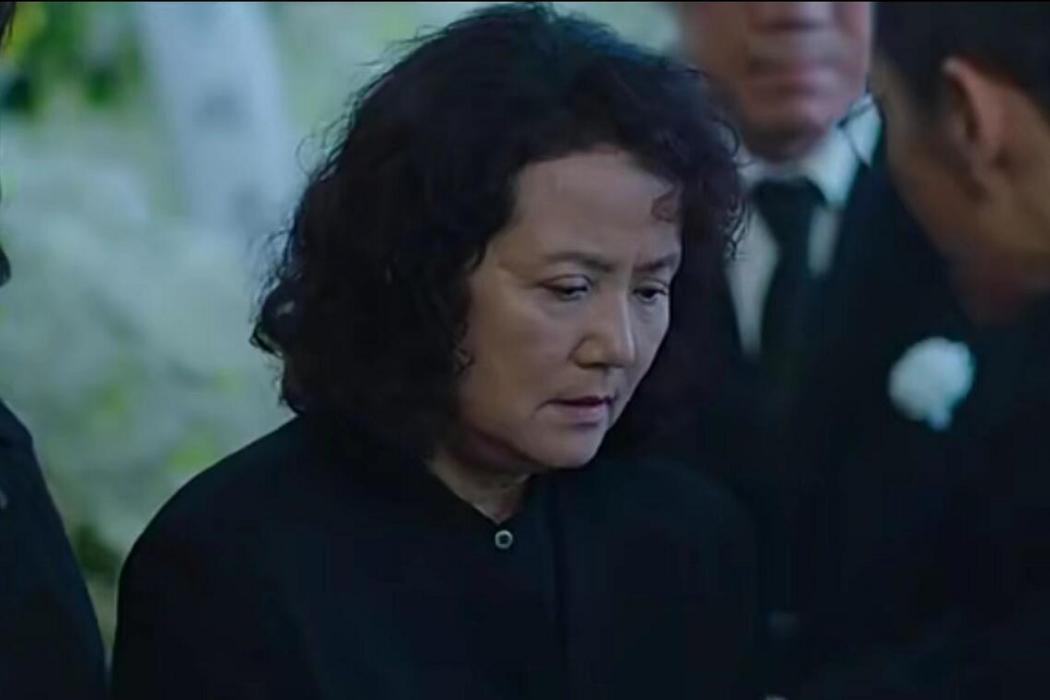 田秀芬(都市情感劇《不期而至》中的女配角) 田秀芬(都市情感劇《不期而至》中的女配角)