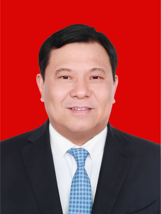 李實業 李實業