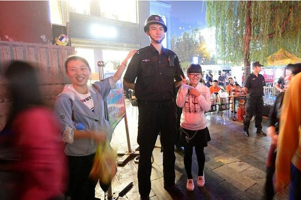 謝志明(姚明版保全) 謝志明(姚明版保全)