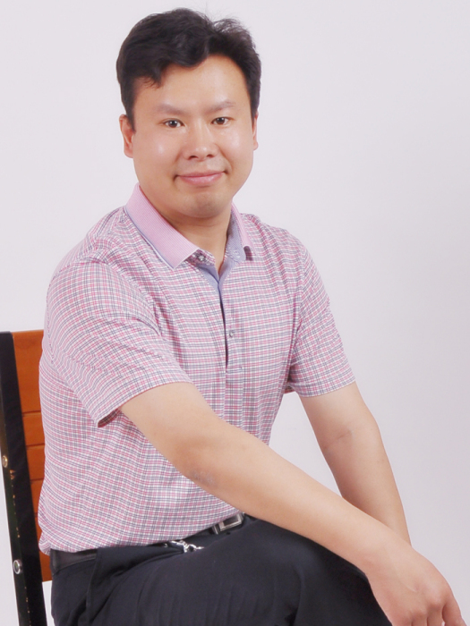 王建升(中國青年玉雕藝術家) 王建升(中國青年玉雕藝術家)