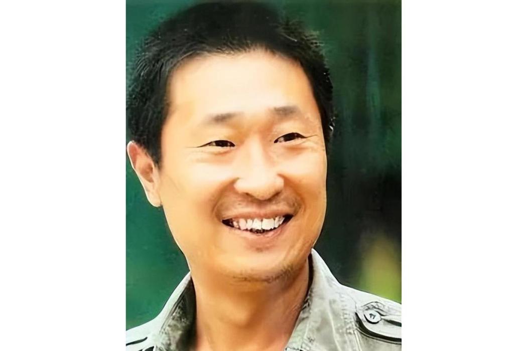 汪宗興(電視劇《金爸銀爸不換我爸》中的角色) 汪宗興(電視劇《金爸銀爸不換我爸》中的角色)