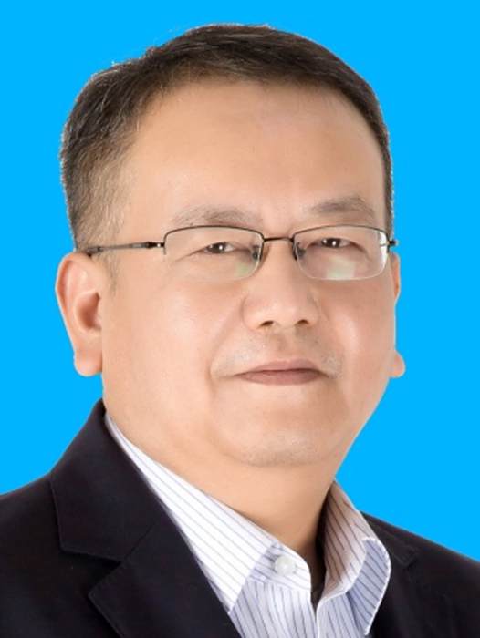顧俊(江蘇省南京市浦口區社保中心黨組成員、副主任) 顧俊(江蘇省南京市浦口區社保中心黨組成員、副主任)