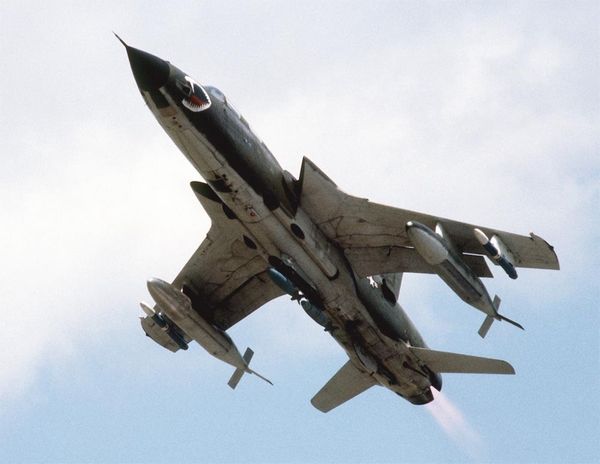 F-105轟炸機(F-105)