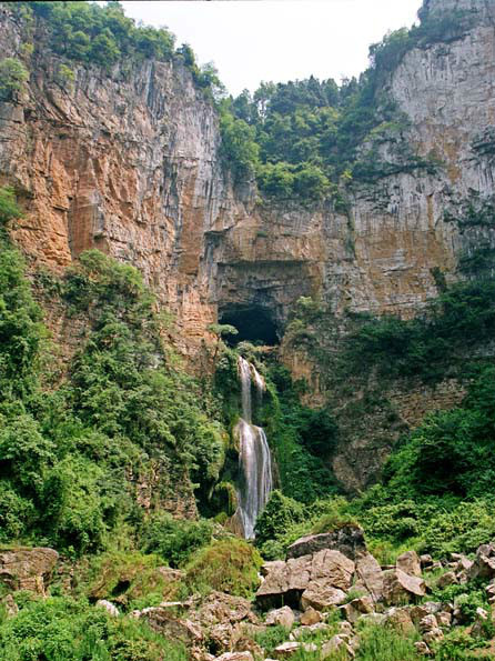 龍灘洞 龍灘洞