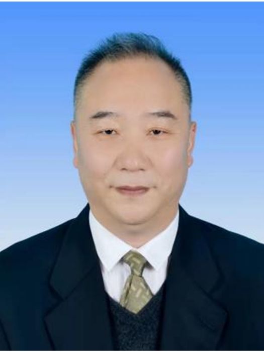 李柏武(湖北荊門總工會編輯部專家團隊職工) 李柏武(湖北荊門總工會編輯部專家團隊職工)