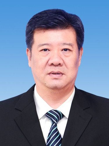 曹陽(株洲市自然資源和規劃局黨組成員、總規劃師) 曹陽(株洲市自然資源和規劃局黨組成員、總規劃師)