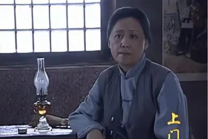 張桂花(劇情電視劇《上門女婿》中的角色) 張桂花(劇情電視劇《上門女婿》中的角色)