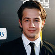 麥可·安格拉諾(Michael angarano) 麥可·安格拉諾(Michael angarano)