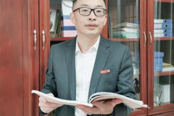 王恩奇(福州第十一中學原校長) 王恩奇(福州第十一中學原校長)