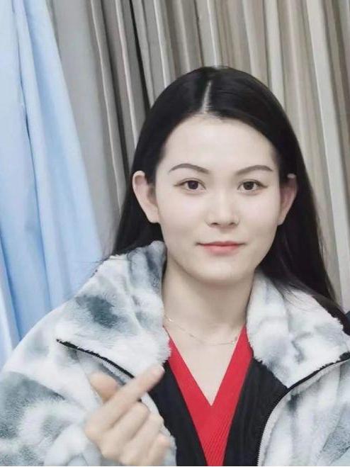 王小顏 王小顏