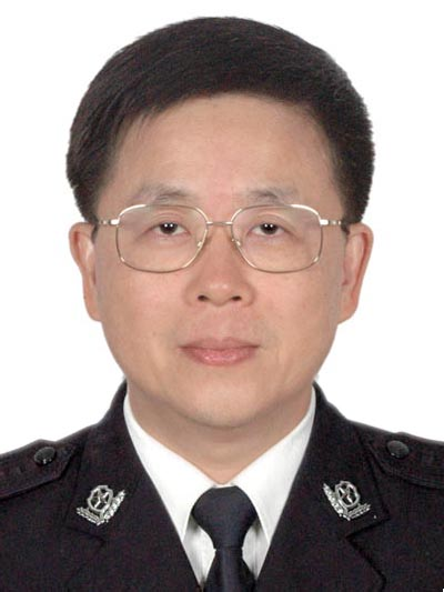 鐘廷國(四川成都市龍泉驛區衛防疫站長) 鐘廷國(四川成都市龍泉驛區衛防疫站長)