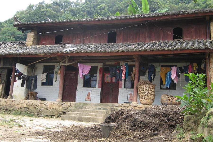 四眼村