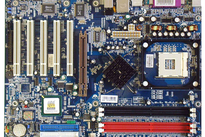QDI P4I865PE NOVO-6AL QDI P4I865PE NOVO-6AL