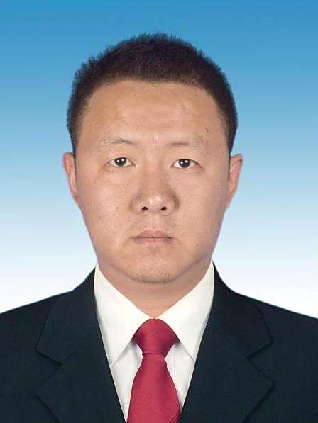 郝煒(雲南省德宏傣族景頗族自治州芒市統計局黨支部書記、局長) 郝煒(雲南省德宏傣族景頗族自治州芒市統計局黨支部書記、局長)