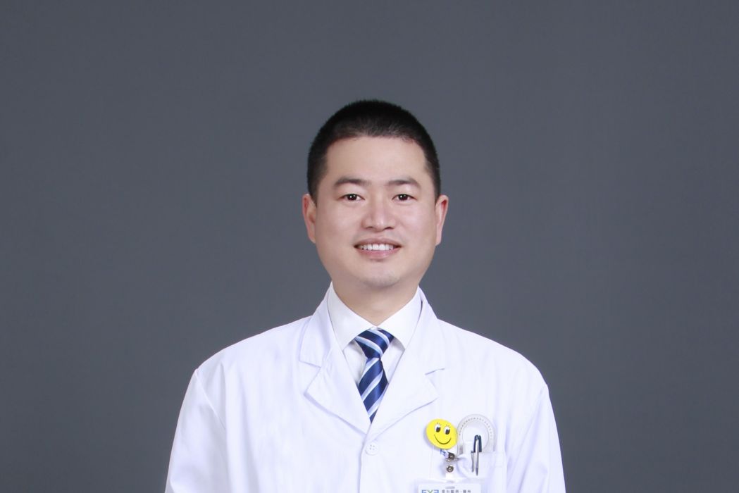 劉偉(贛州愛爾眼科醫院副主任醫師) 劉偉(贛州愛爾眼科醫院副主任醫師)