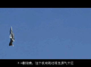 F-4 艦載機，爬升反向翻轉外線後內切