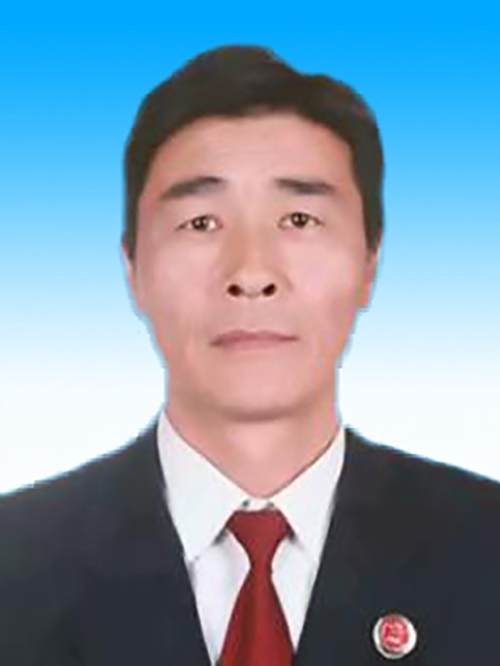 馬偉新(新疆維吾爾自治區阿克蘇地區烏什縣監委委員、一級主任科員) 馬偉新(新疆維吾爾自治區阿克蘇地區烏什縣監委委員、一級主任科員)