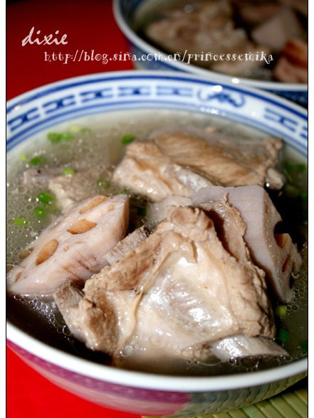 排骨連藕湯 排骨連藕湯