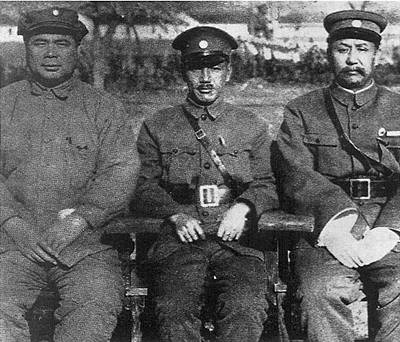 中原大戰前，蔣介石與馮玉祥、閻錫山