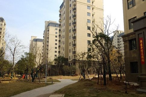 鄭報潤園 鄭報潤園