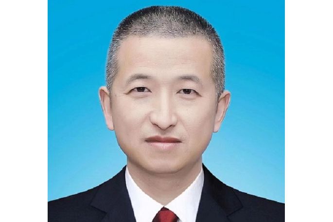 何勝(安徽省安慶市宿松縣審計局黨組成員、總審計師) 何勝(安徽省安慶市宿松縣審計局黨組成員、總審計師)
