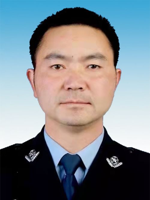孫德科(雲南省保山市騰衝市中和鎮副鎮長、派出所所長) 孫德科(雲南省保山市騰衝市中和鎮副鎮長、派出所所長)