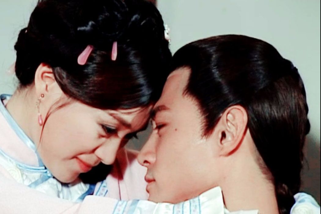 何明秀 何明秀