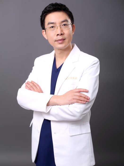彭忠(整形醫生) 彭忠(整形醫生)
