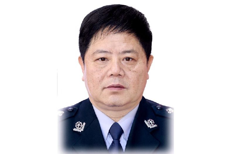 趙偉(遼寧省大連市公安局金普新區分局(金州分局)交警大隊原民警) 趙偉(遼寧省大連市公安局金普新區分局(金州分局)交警大隊原民警)