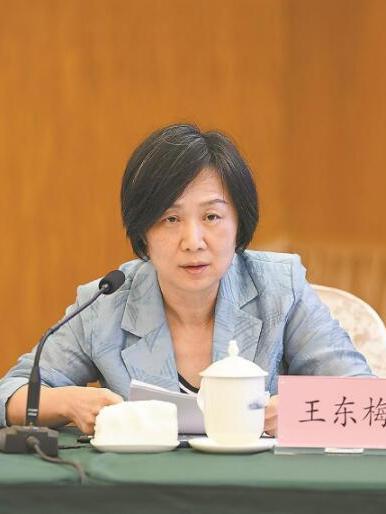 王東梅(湖北省科學技術廳二級巡視員) 王東梅(湖北省科學技術廳二級巡視員)