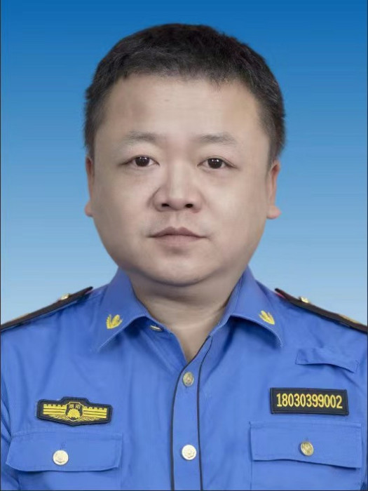 周武(湖南省湘潭市湘潭縣城市管理和綜合執法局黨組成員、副局長) 周武(湖南省湘潭市湘潭縣城市管理和綜合執法局黨組成員、副局長)