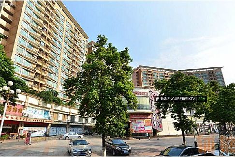 河畔廣場 河畔廣場