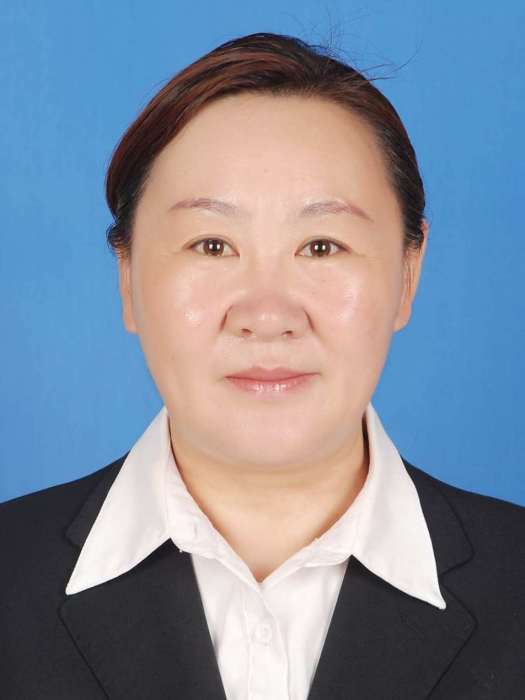 林岩(內蒙古自治區錫林郭勒盟蘇尼特右旗政務服務與數據管理局副局長) 林岩(內蒙古自治區錫林郭勒盟蘇尼特右旗政務服務與數據管理局副局長)