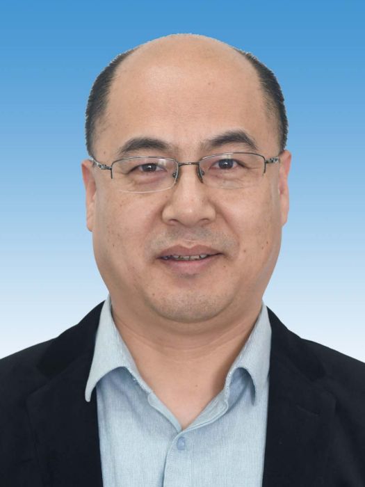 楊德成(山東省龍口市財政局黨組成員、龍口市財政預算評審中心主任) 楊德成(山東省龍口市財政局黨組成員、龍口市財政預算評審中心主任)