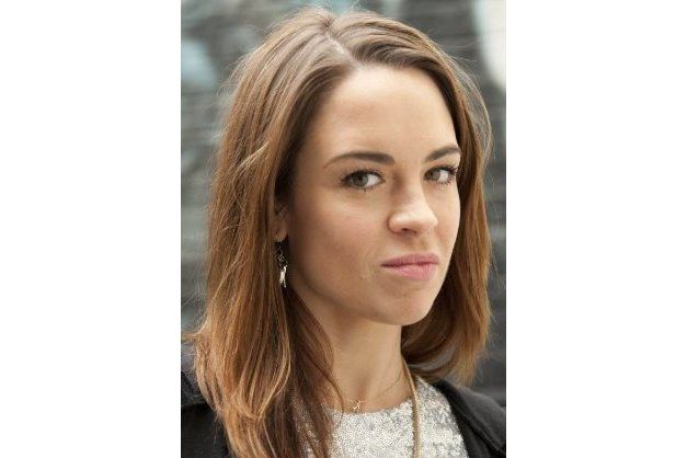伊芙·麥凱林(Eve Macklin) 伊芙·麥凱林(Eve Macklin)