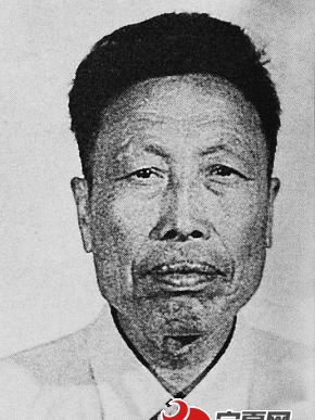 李永清(寧夏田徑運動員) 李永清(寧夏田徑運動員)