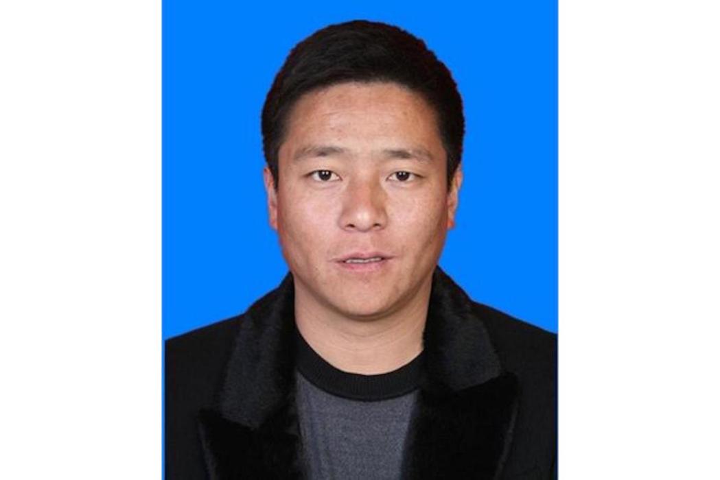 扎西尼瑪(四川省甘孜州丹巴縣委常委、縣政府副縣長) 扎西尼瑪(四川省甘孜州丹巴縣委常委、縣政府副縣長)