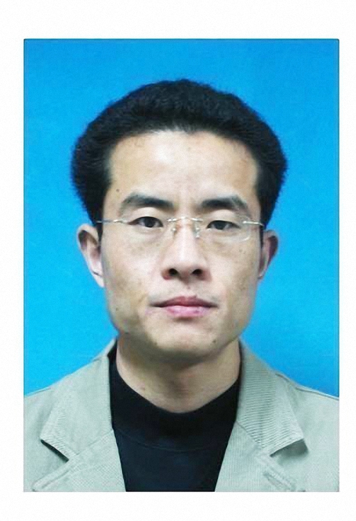 范洪亮(廣西自治區來賓市人民政府黨組成員、秘書長)