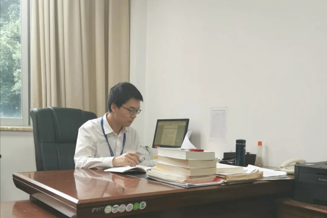 田哲(福建省紀委監委第六紀檢監察室副主任) 田哲(福建省紀委監委第六紀檢監察室副主任)