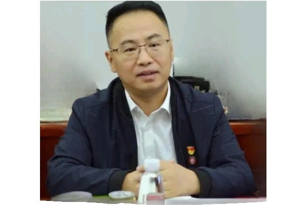 孫維廣(廣藥白雲牙膏公司董事長) 孫維廣(廣藥白雲牙膏公司董事長)