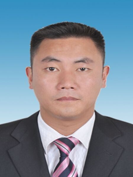 陳家松(貴州省黔西南州安龍縣教育局局長) 陳家松(貴州省黔西南州安龍縣教育局局長)
