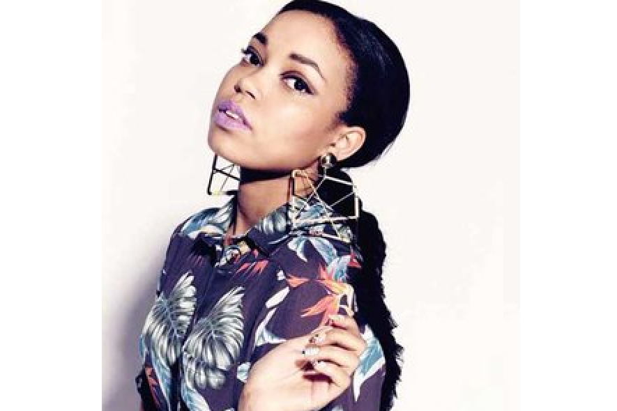 Dionne Bromfield Dionne Bromfield
