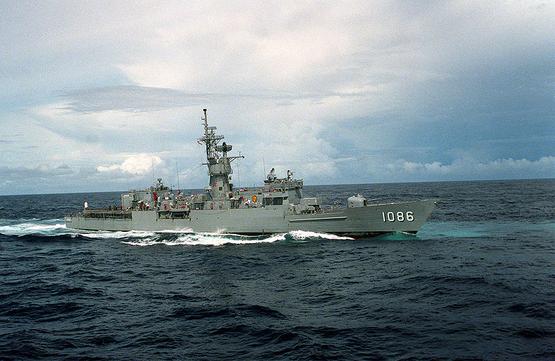 1990美國布立頓號巡防艦開進波灣海域
