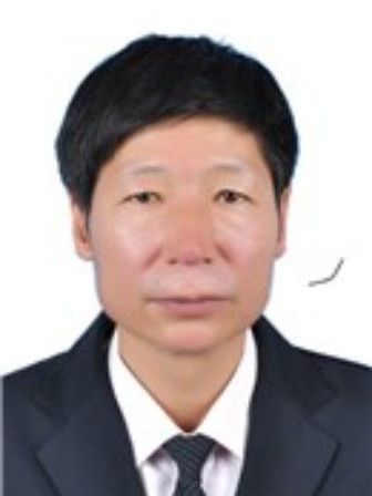 馮立業(呼倫貝爾市供銷合作社聯合社四級調研員) 馮立業(呼倫貝爾市供銷合作社聯合社四級調研員)