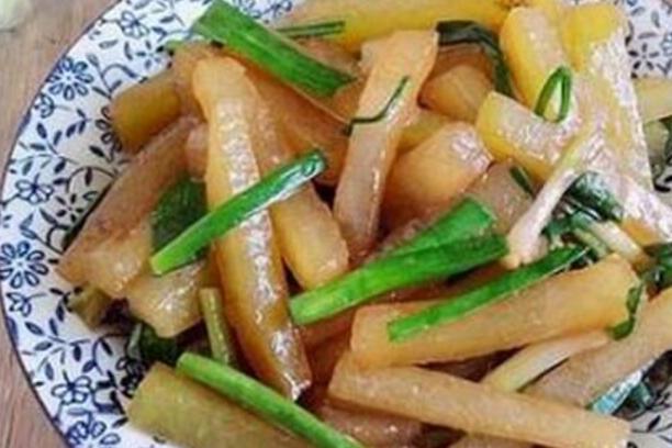 冬瓜炒蒜苗